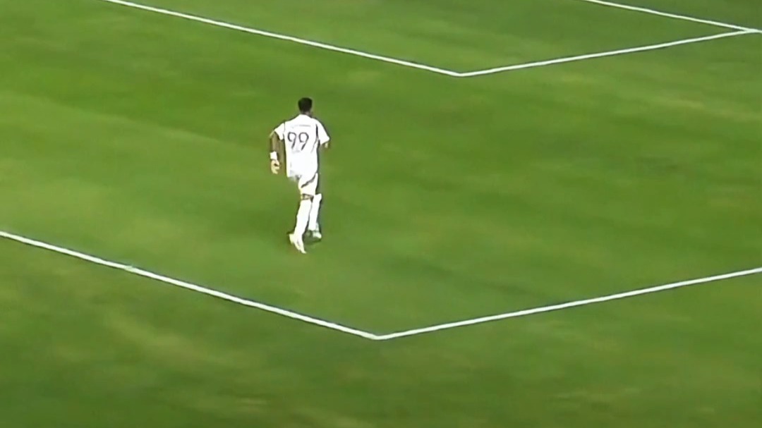 勒沃库森绝杀西班牙,孙兴慜三分雨点燃全场 勒沃库森绝杀西班牙,孙兴慜三分雨点燃全场