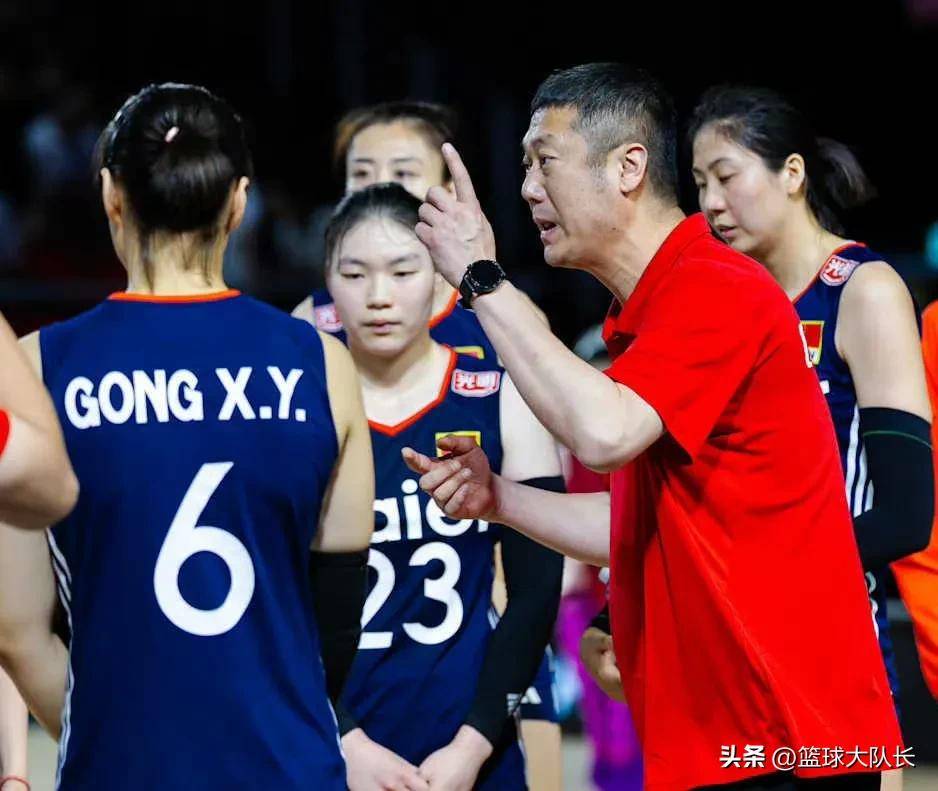 哥伦比亚轻取中国,费兰·托雷斯制霸全场 哥伦比亚轻取中国,费兰·托雷斯制霸全场