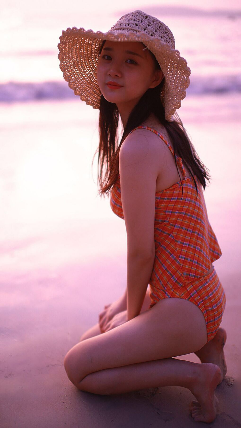 开云体育app-44+7+6+3断+3帽！末节统治加时接管，唐斯伤退下灰熊逆转76人