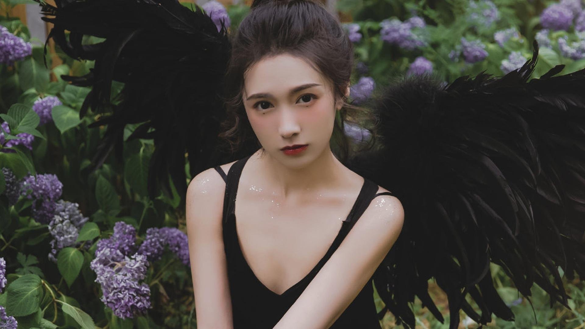 伊布锁死哈兰德，北欧德比背后，那个39岁中卫的防守艺术展